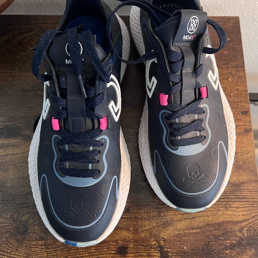 G/FORE Navy Sneakers with Pink Tabs and White Soles - Picture 2 of 8